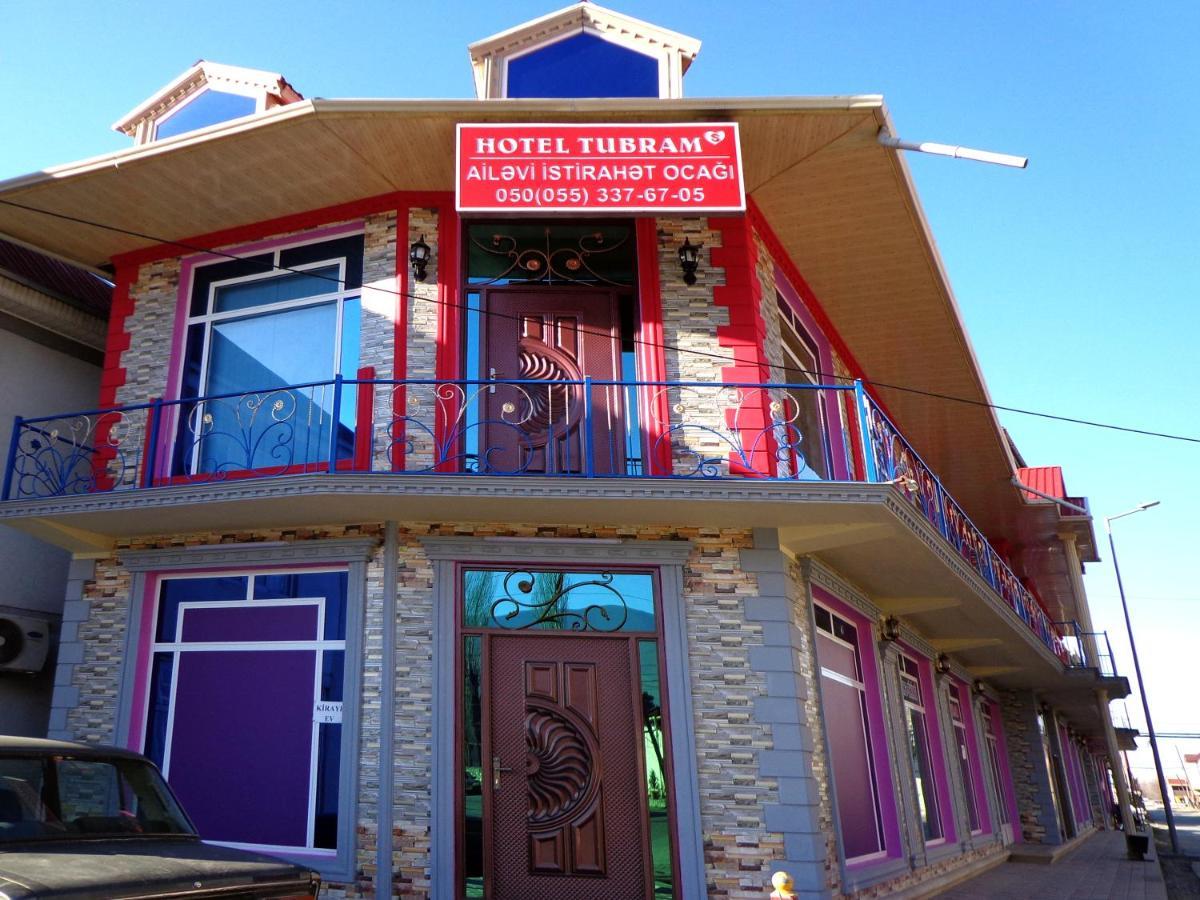 Tubram S Ailəvi Qonaq Evi Bed & Breakfast Şǝki Екстериор снимка