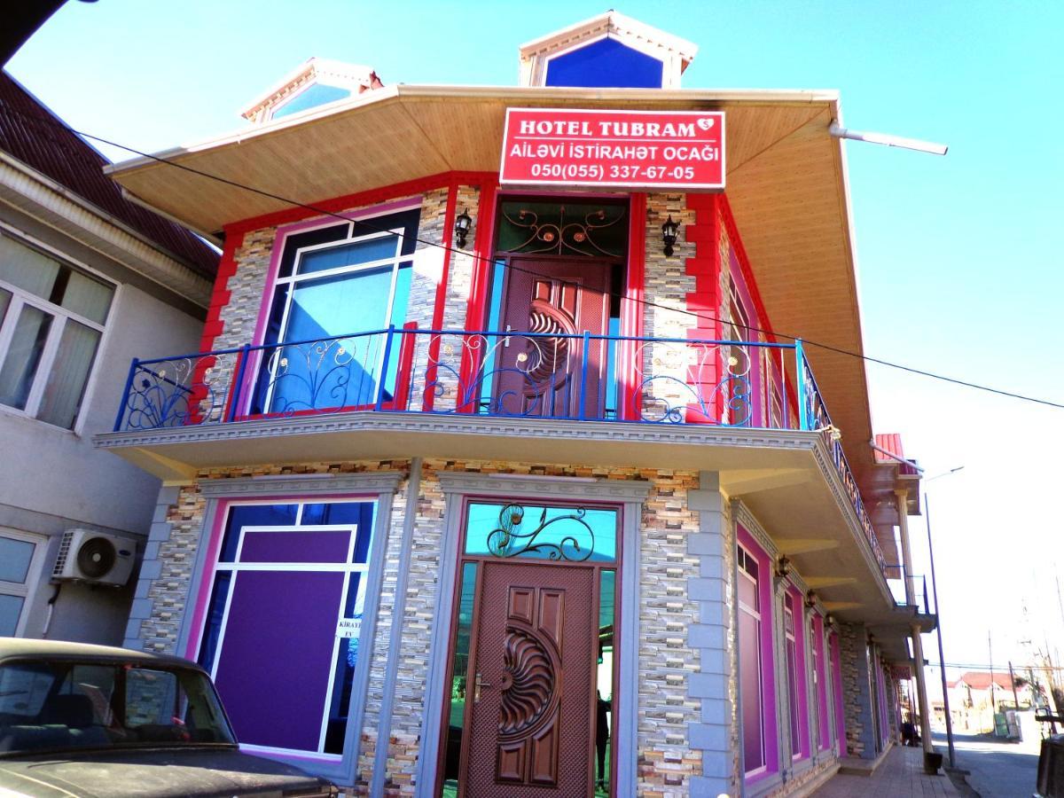 Tubram S Ailəvi Qonaq Evi Bed & Breakfast Şǝki Екстериор снимка