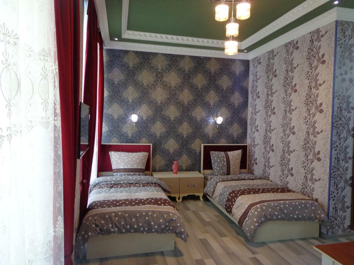 Tubram S Ailəvi Qonaq Evi Bed & Breakfast Şǝki Екстериор снимка